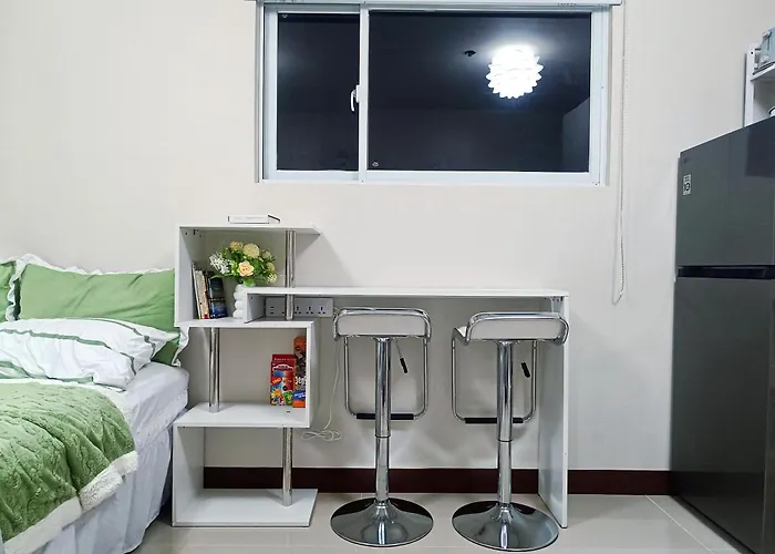 Rjb's Place Cebu With City, Sea And Pool Views *