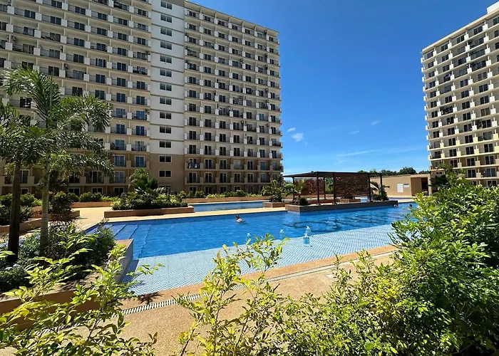 Rjb's Place Cebu With City, Sea And Pool Views *